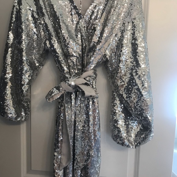 Anthropologie Lisbette sequence wrap around dress - Picture 6 of 7